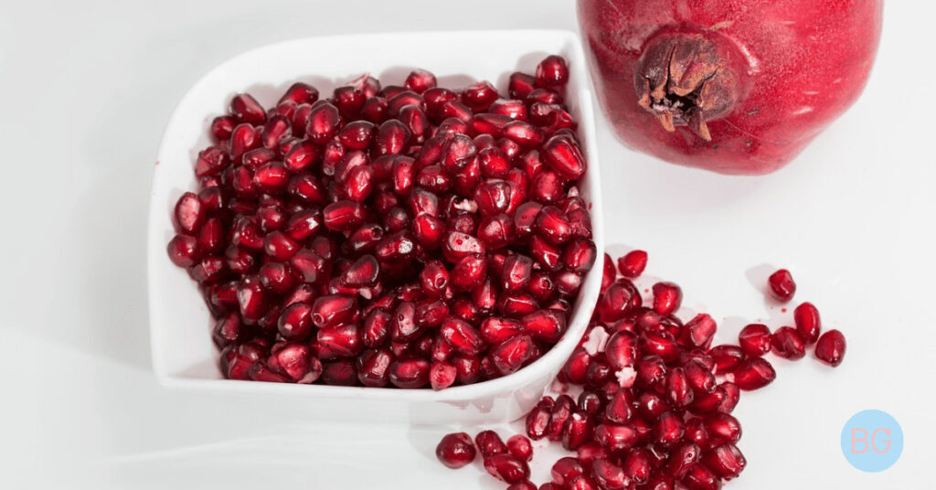 How To Serve Pomegranate Seeds To Your Budgies